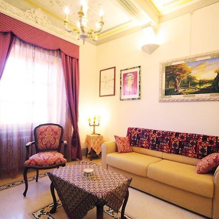 Appartamento Residenza D'Epoca Magnolia ราโปลาโนแตร์เม ภายนอก รูปภาพ